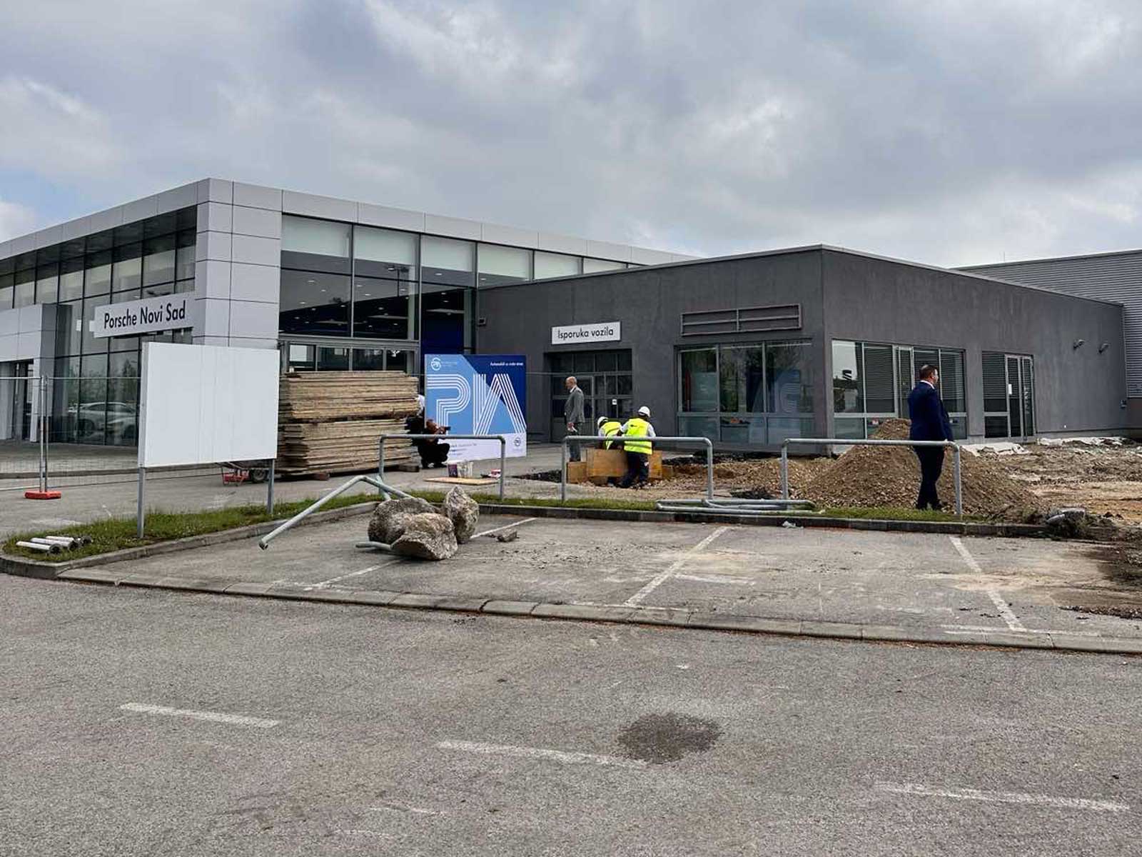 Izgradnja Audi izložbenog prostora